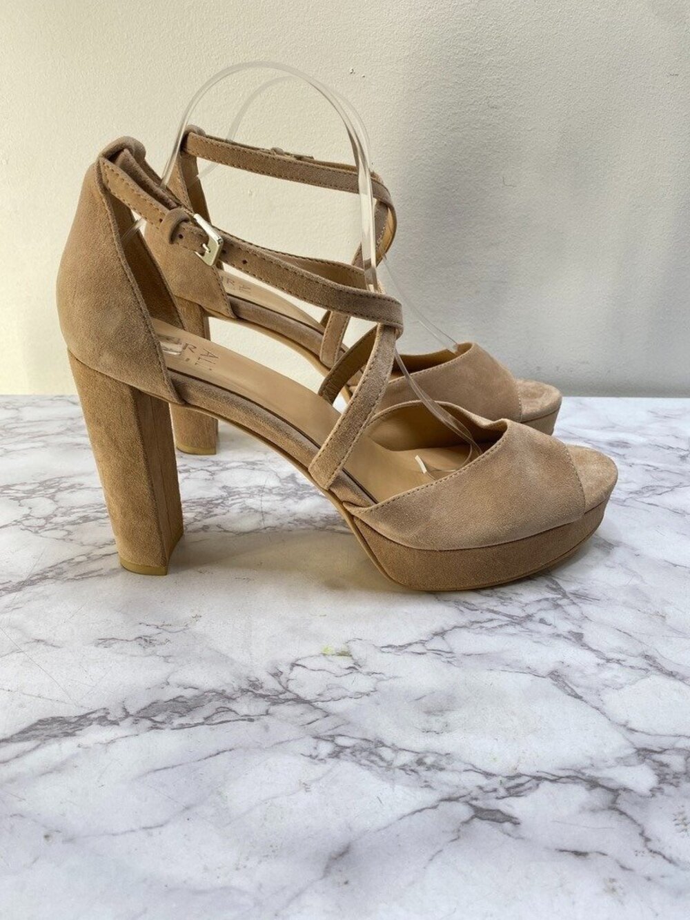 Naturalizer Women's Beige Ankle Strap Sandal - Melody SZ 11